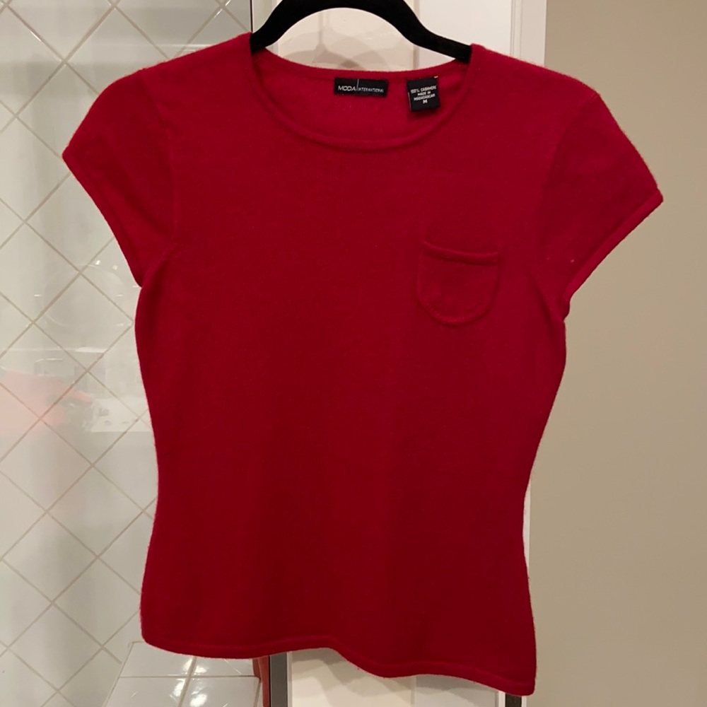 Red cashmere sweater